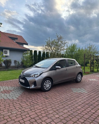 Toyota Yaris cena 39900 przebieg: 30000, rok produkcji 2014 z Polanica-Zdrój małe 22